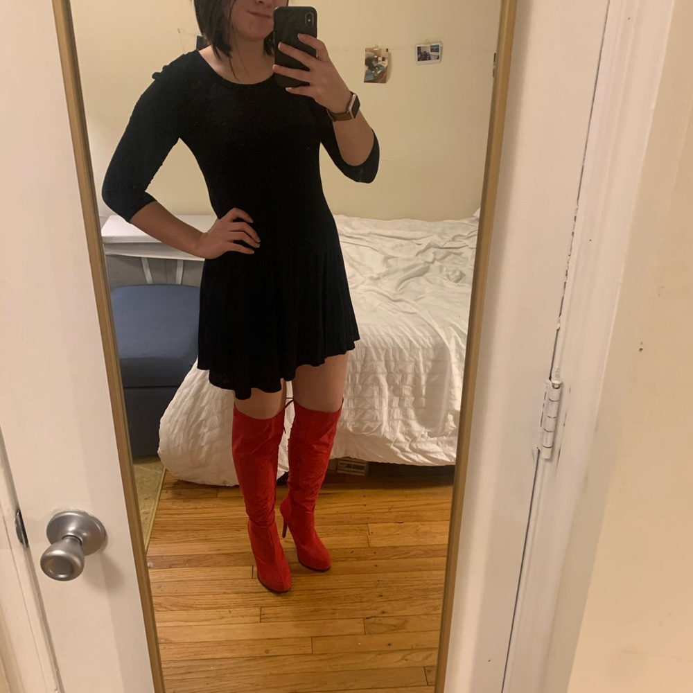 Black 3/4 length sleeve dress